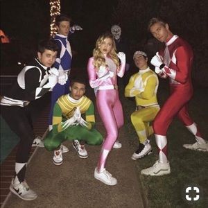 Meet your Posher, Caitlin